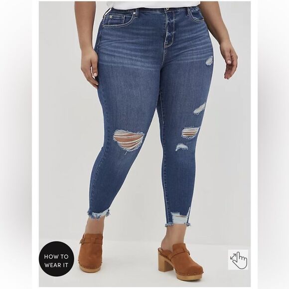 Torrid - Women’s sky high skinny premium stretch high rise jeans - Picture 2 of 11